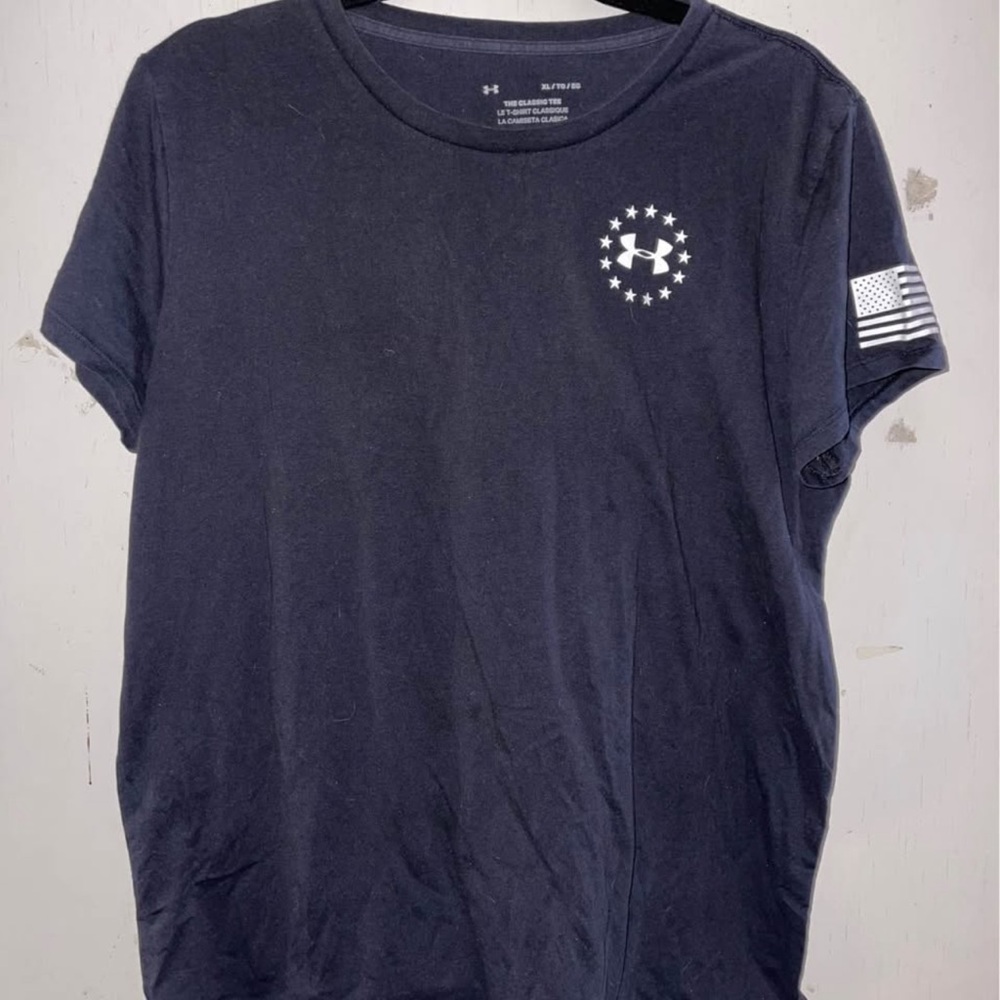 Under Armour black Classic Tee